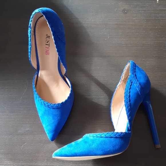 electric blue pumps